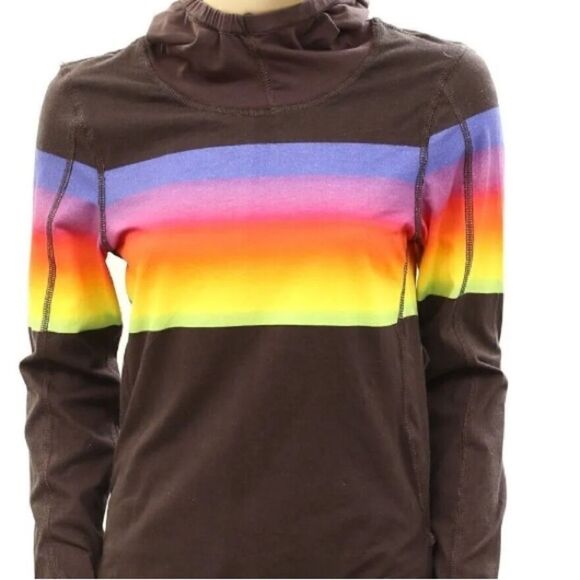 FREE PEOPLE MOVEMENT HUDDLE PRINTED HOODED LAYERING TOP WITH HIGH HOODED NECK - Picture 6 of 9